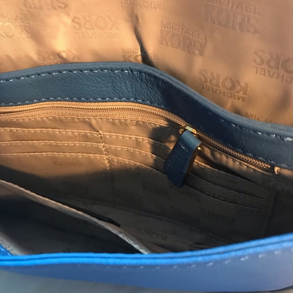 🇺🇸 Michael Kors Baguette Purse NWOT - Picture 4 of 8